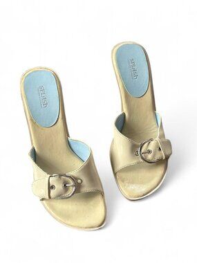 Cream leather buckle mules with blue accents   size 6